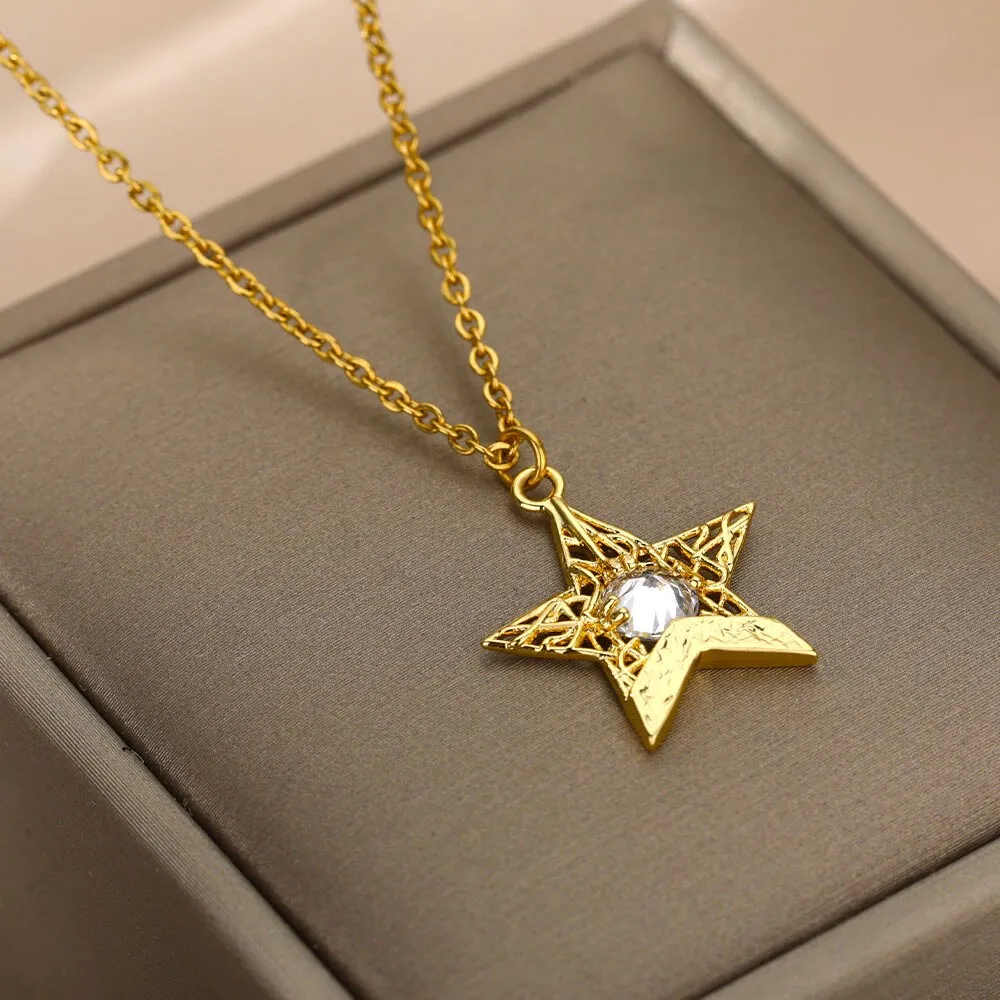 Aesthetic Flower Heart Pendant Necklaces For Women