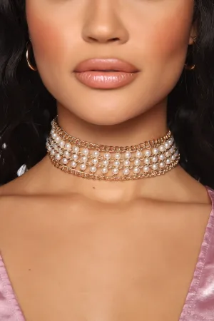 At The London Choker - Gold