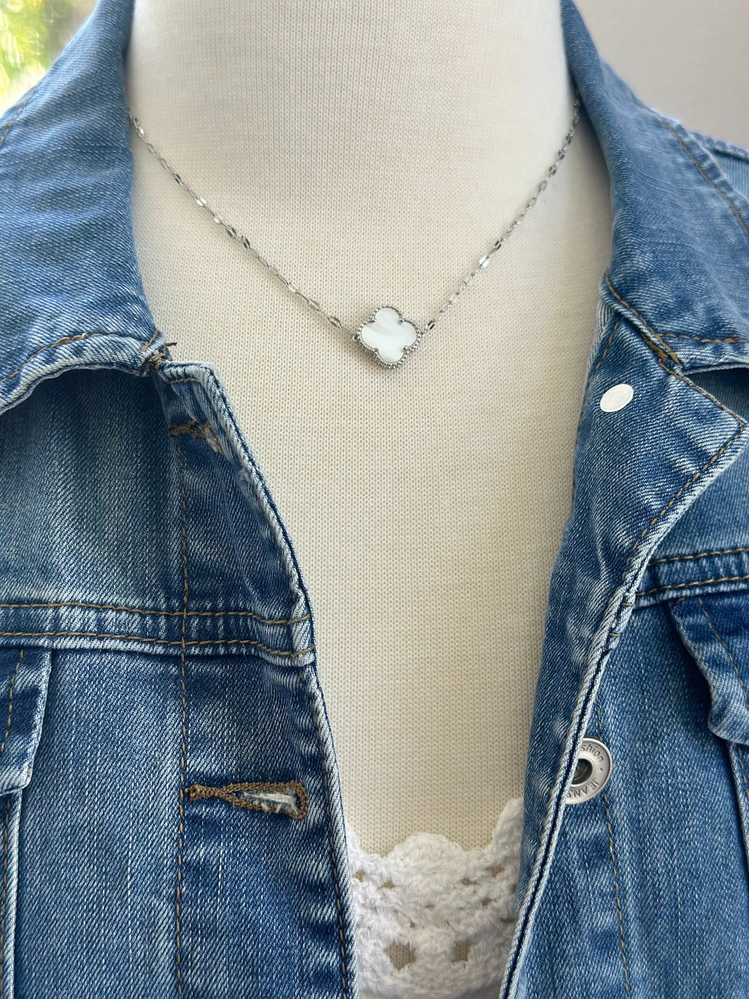 Avery Necklace - Silver