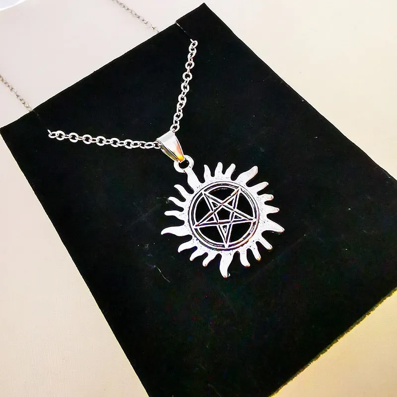 Blade Pendant Necklace for Women Men Vintage Punk Goth Gothic Steampunk Accessories Grunge Rock Jewelry Y2k Aesthetic