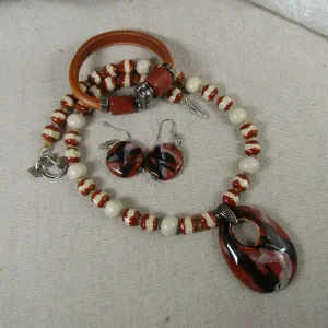 Cream & Toast Kazuri Necklace, Earring & Bracelet Jewelry Set