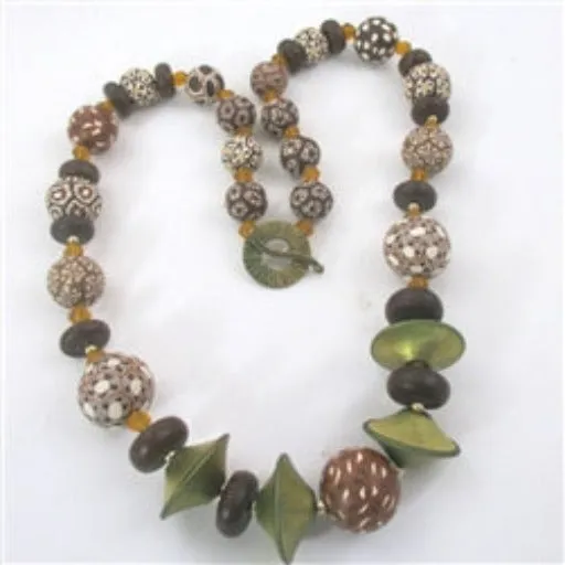 Fair Trade Chocolate & Cream Samunnat Beaded Necklace