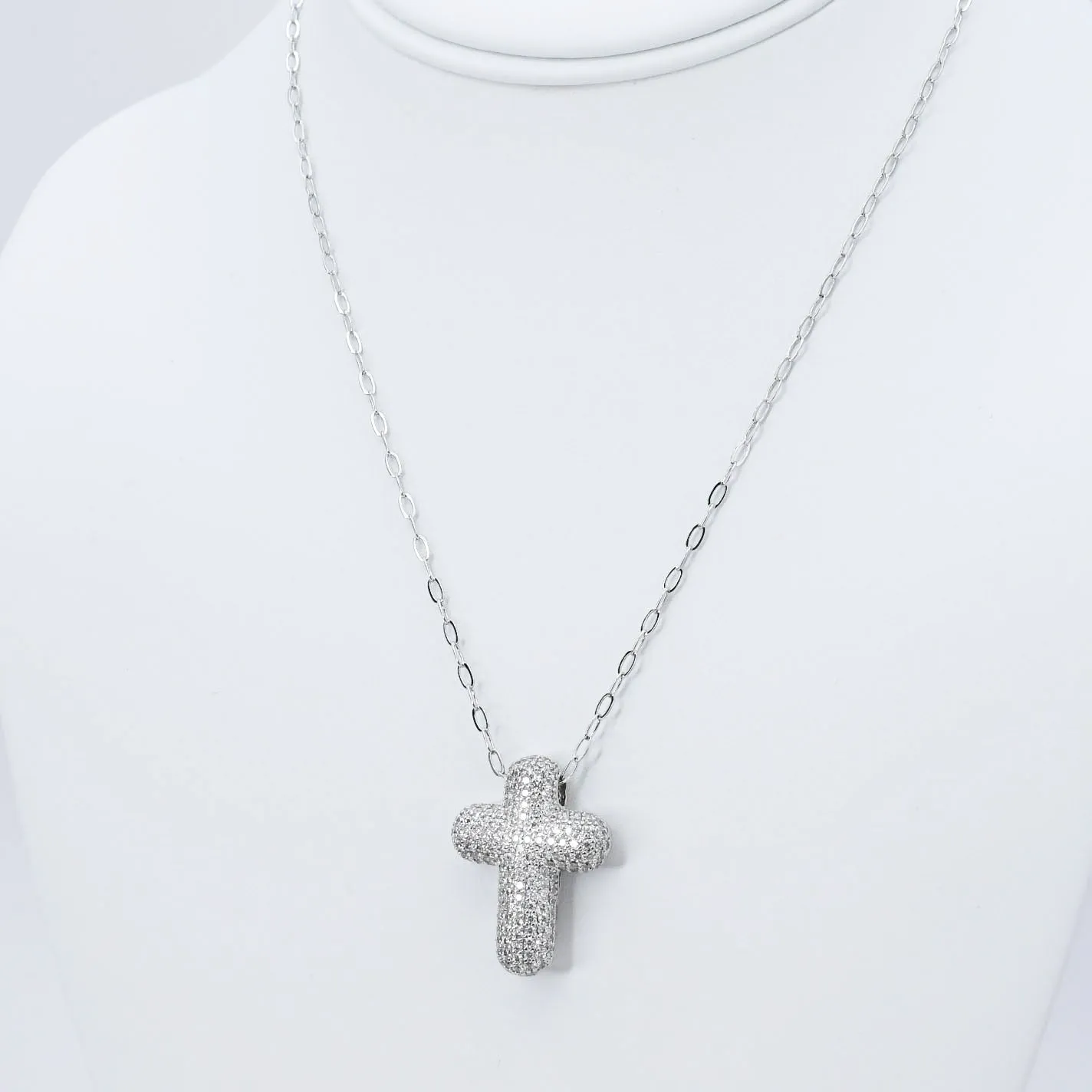 Faithful Glow Silver Necklace