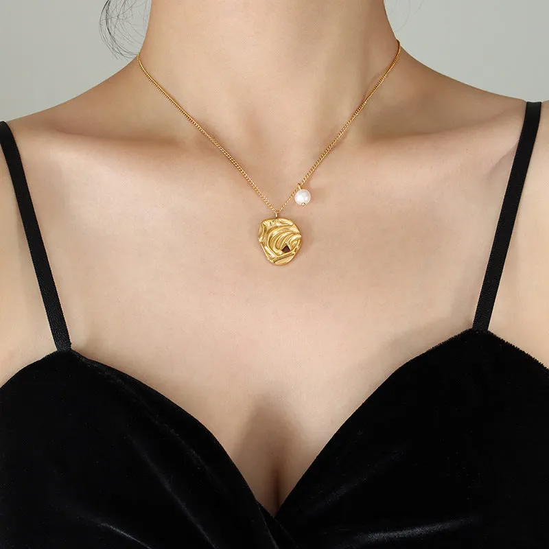 Geometric Pendant Pearl Charm Necklace