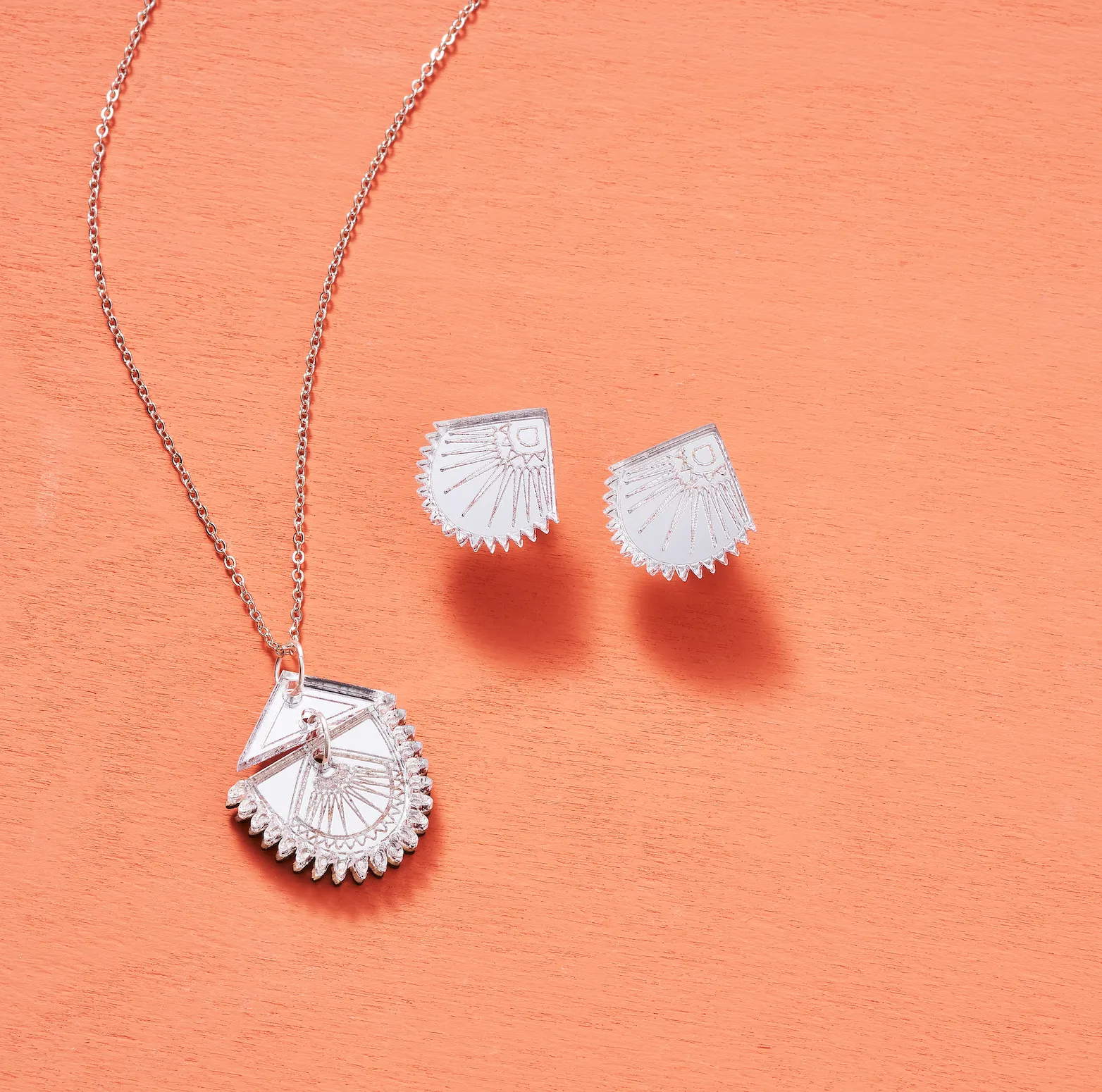 Lotus Studs & Necklace Set