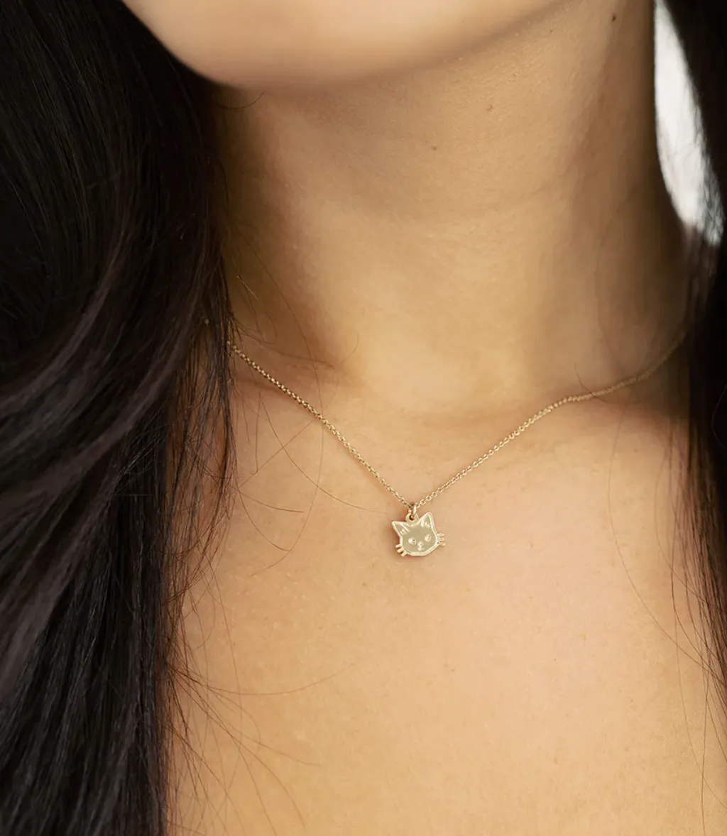 magic charm cat necklace