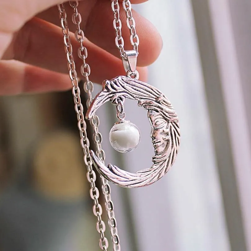 Moon Glow Necklace