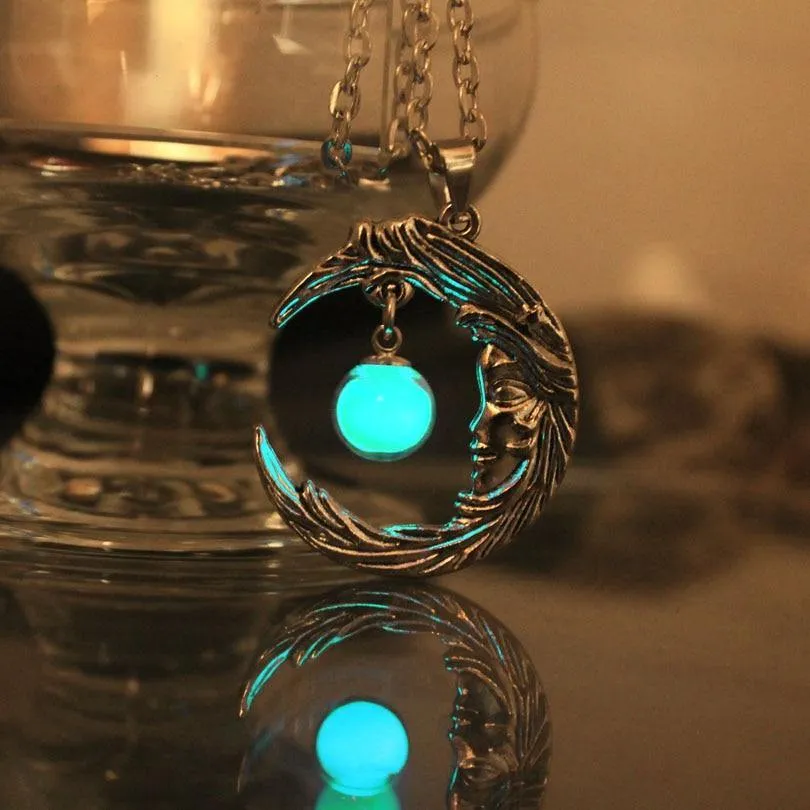 Moon Glow Necklace