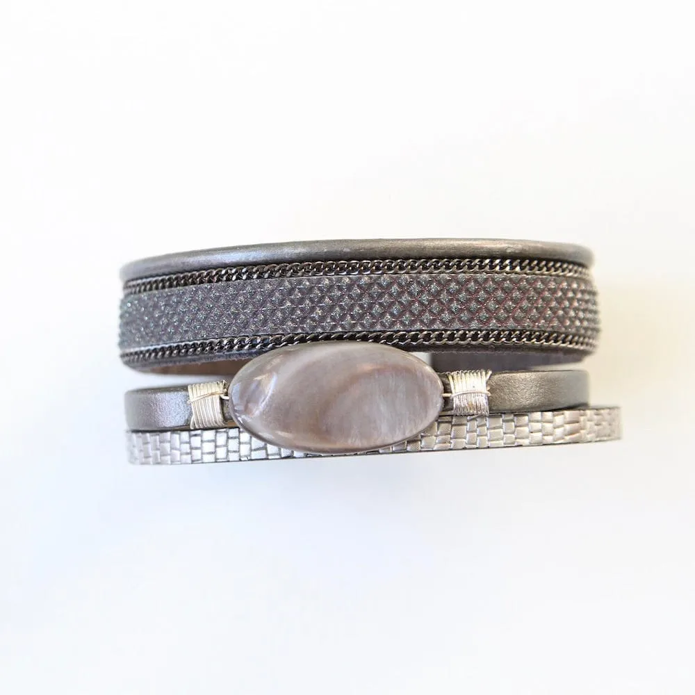 MULTI STRAND TEXTURED LEATHER WITH OVAL ABALONE BRACELET