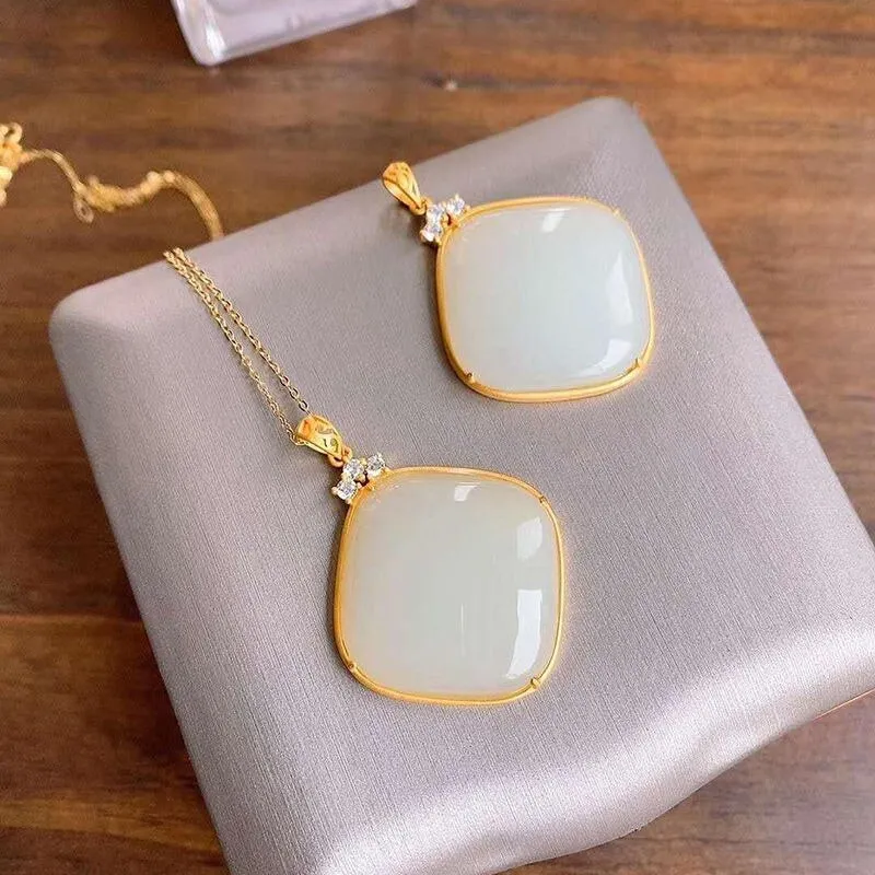New inlaid natural Hetian white chalcedony geometric pendant necklace