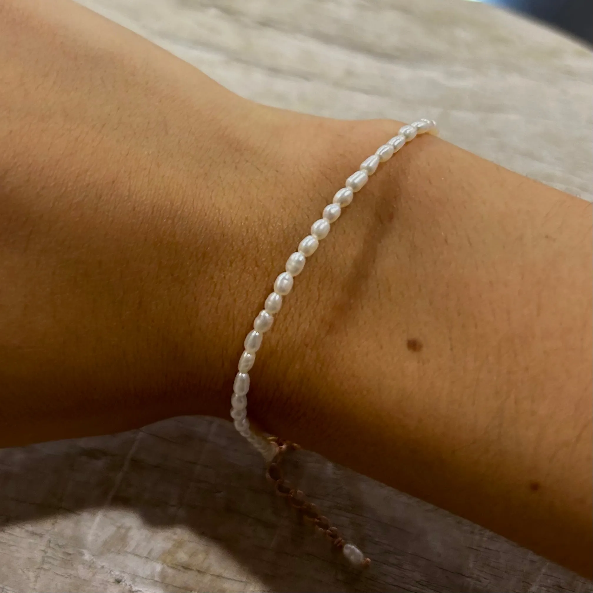Rani Rice Pearl Bracelet Rose Gold
