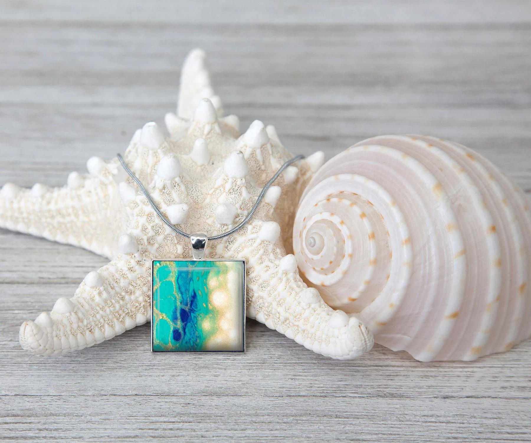 Seaside Glow Square Necklace | Beach Jewelry